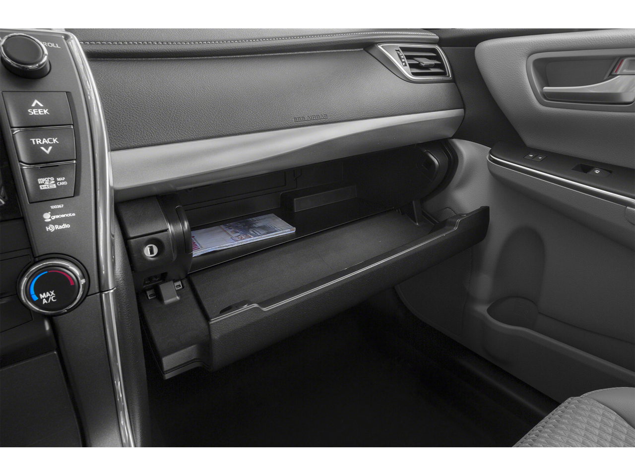 2015 Toyota CAMRY SEDAN