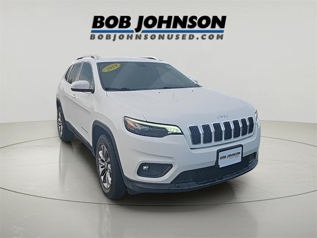 2019 Jeep Cherokee Latitude Plus Fresh Trade! Low Miles, Android Auto& Apple Carpla