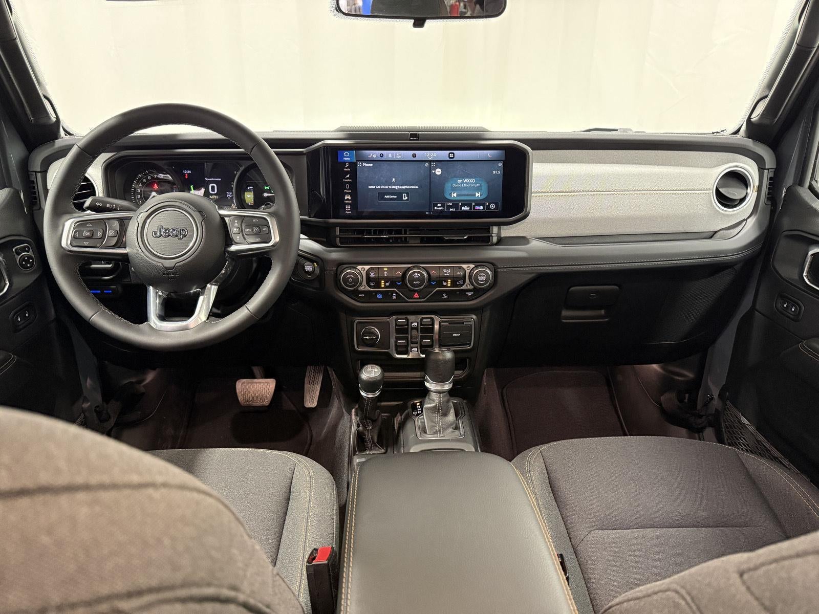 2025 Jeep Wrangler 4xe Sahara