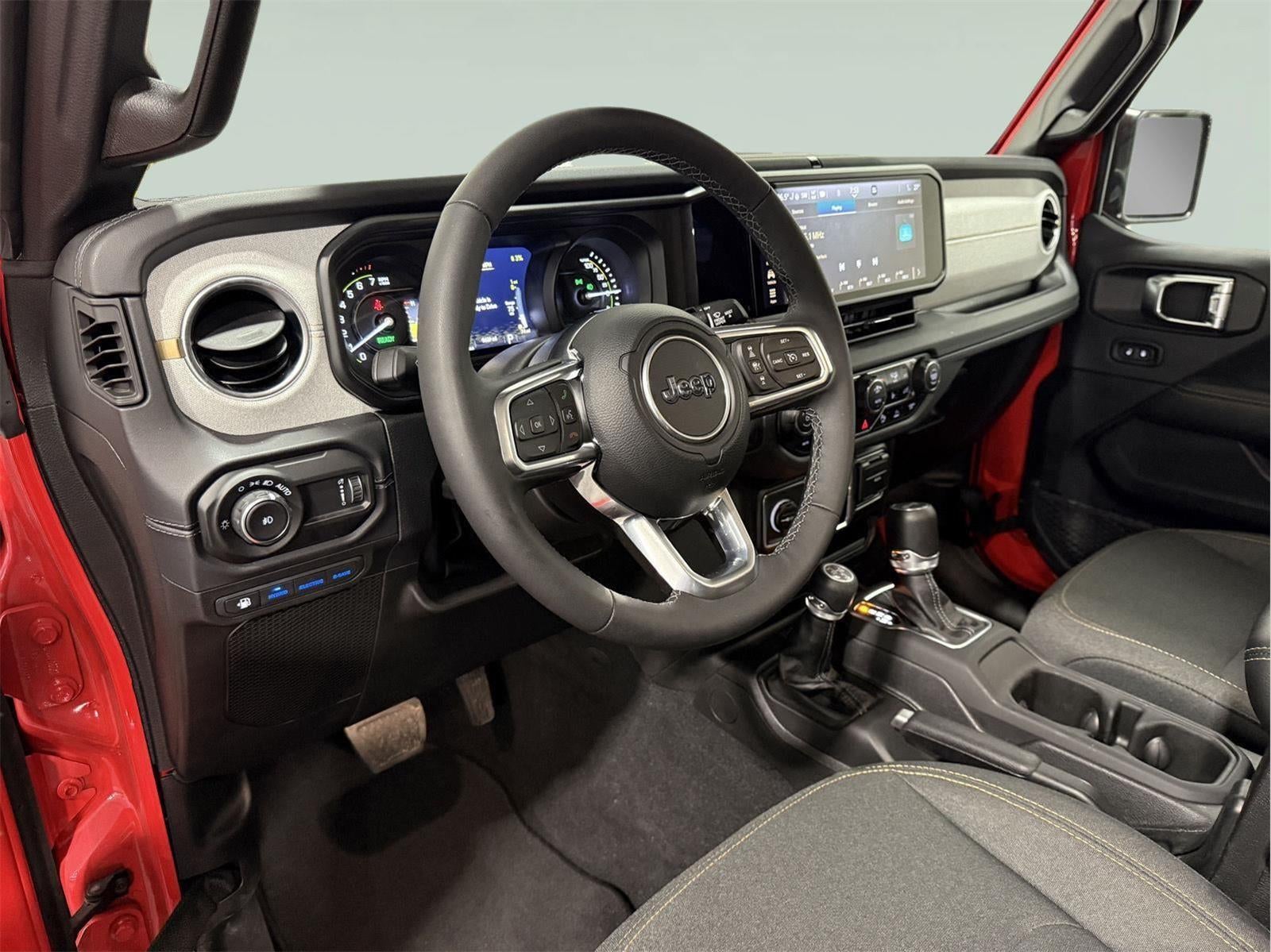 2025 Jeep Wrangler 4xe Sahara