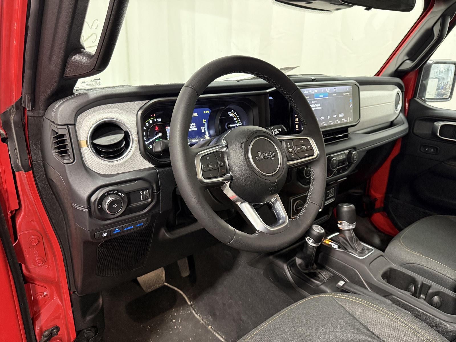 2025 Jeep Wrangler 4xe Sahara
