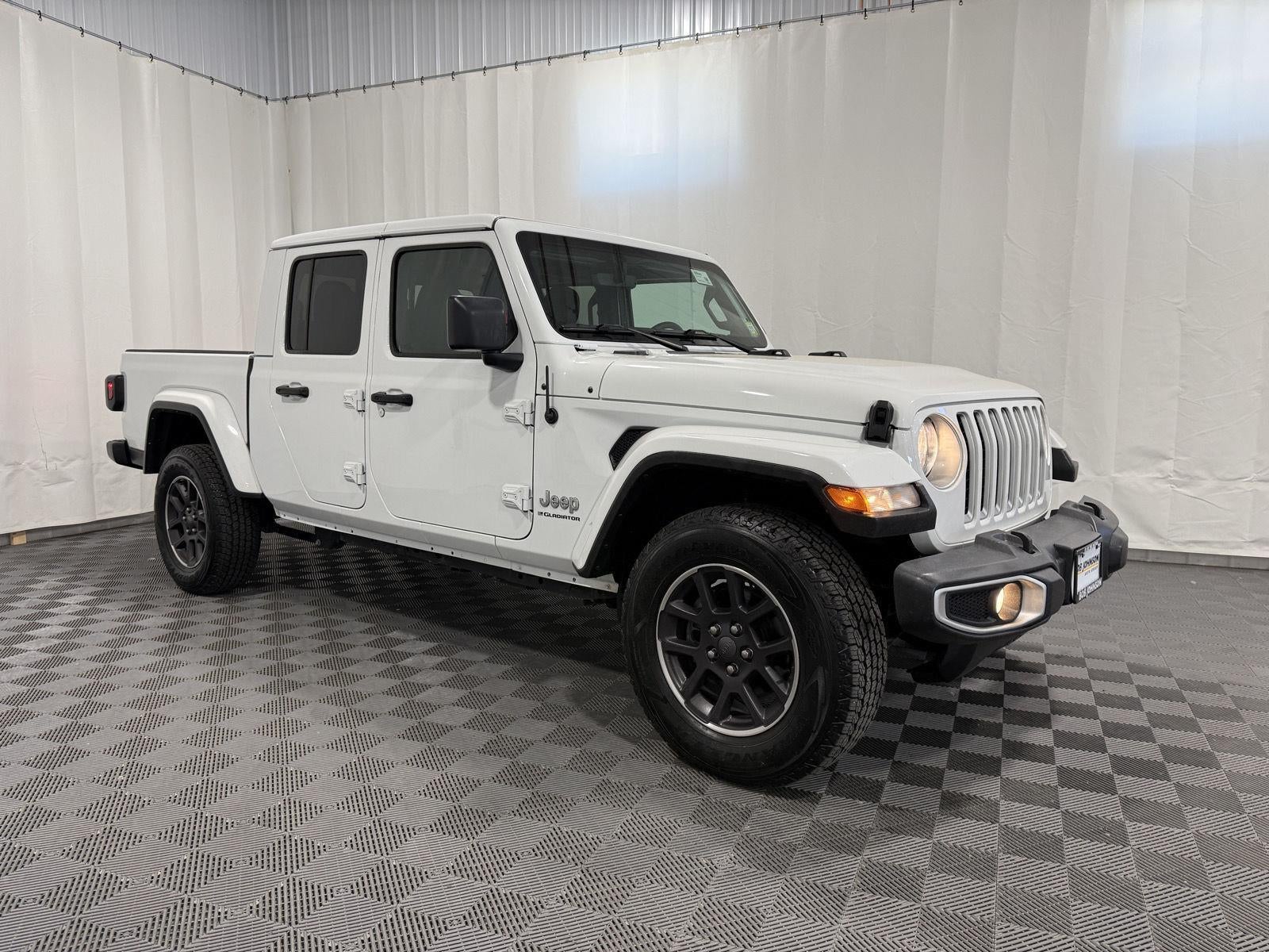 2023 Jeep Gladiator Overland