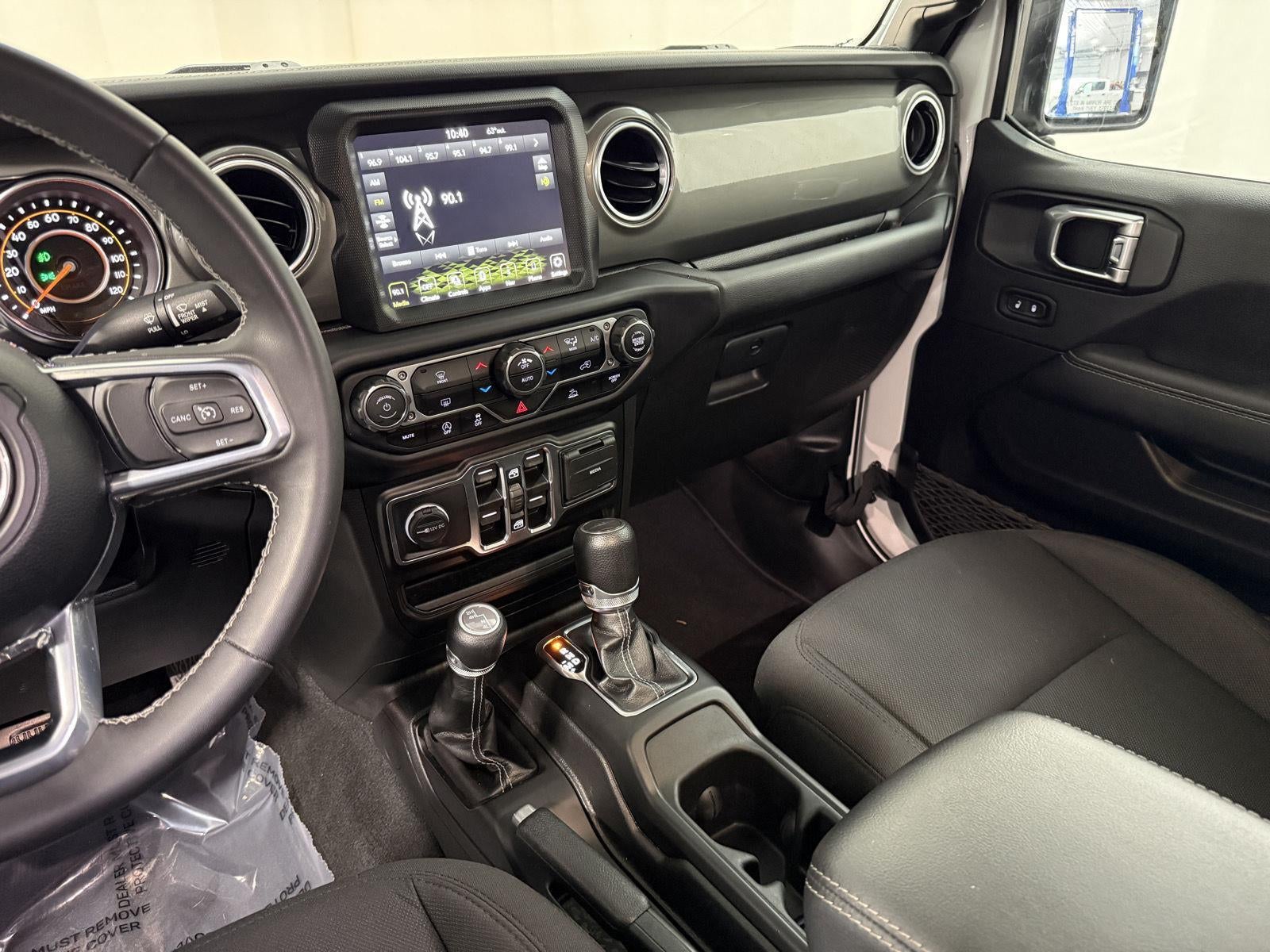 2023 Jeep Gladiator Overland