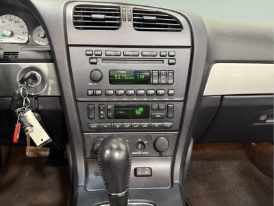 2003 Ford Thunderbird 2dr Convertible Deluxe