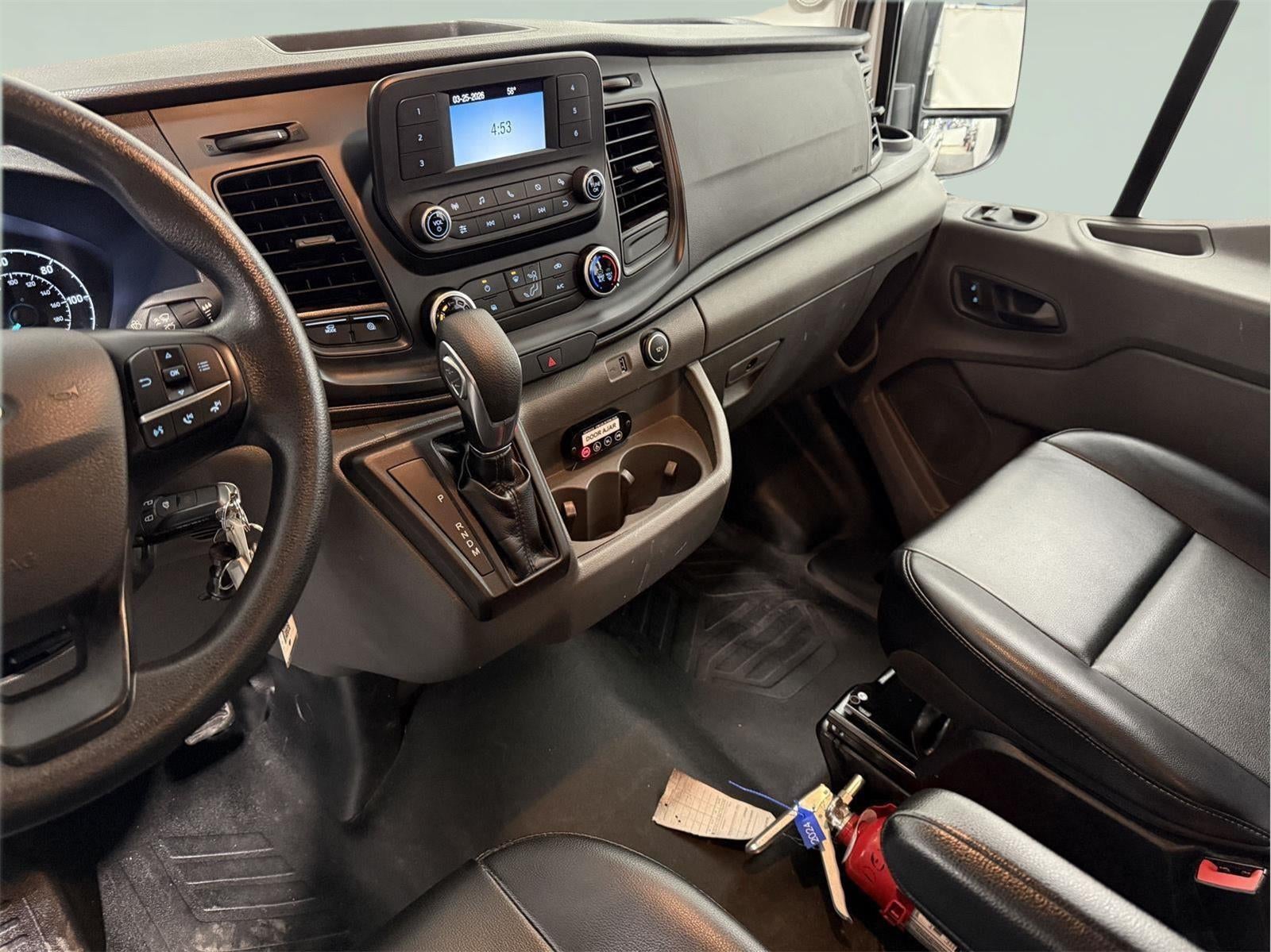 2020 Ford Transit Passenger Wagon XL