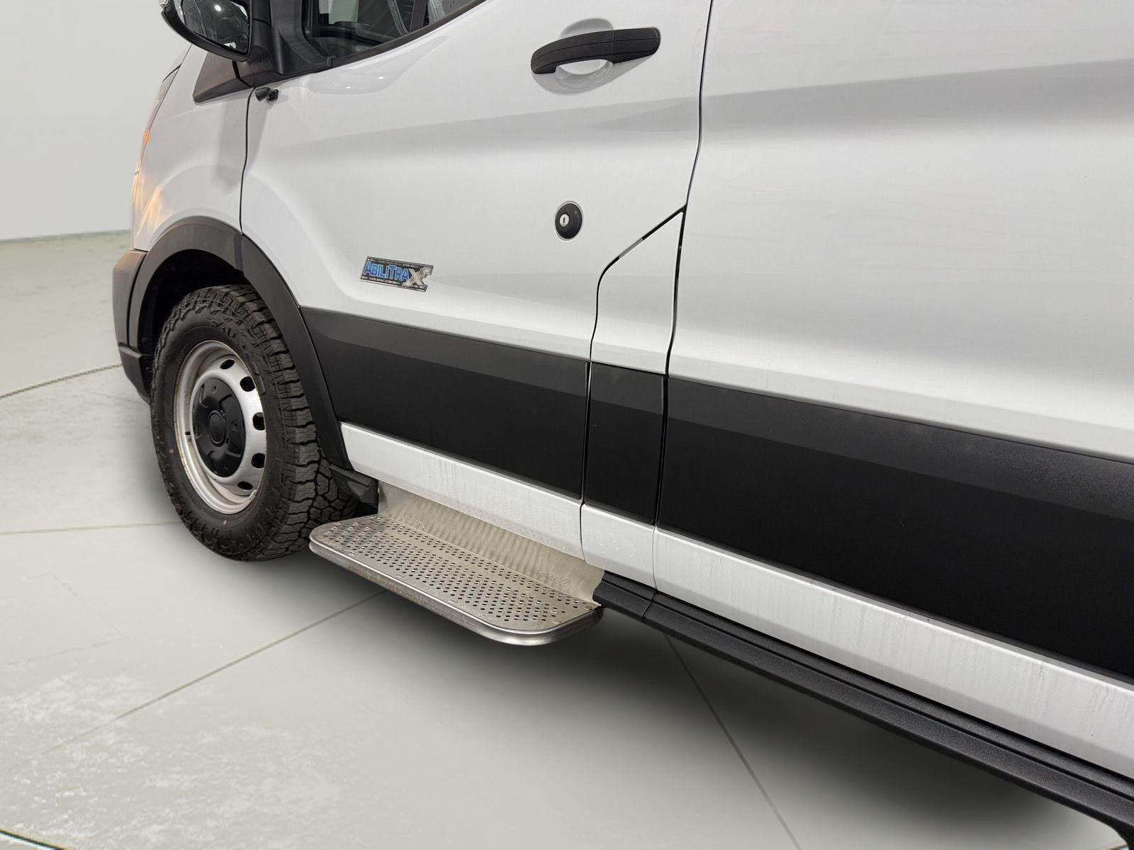 2020 Ford Transit Passenger Wagon XL