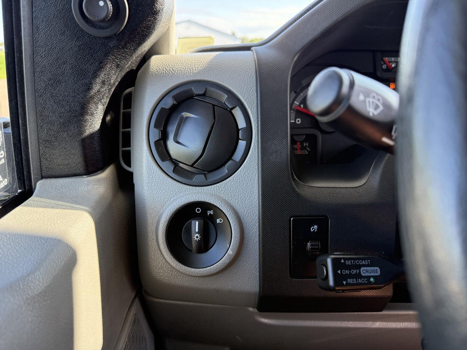 2019 Ford E-Series Cutaway E-450 DRW 158" WB