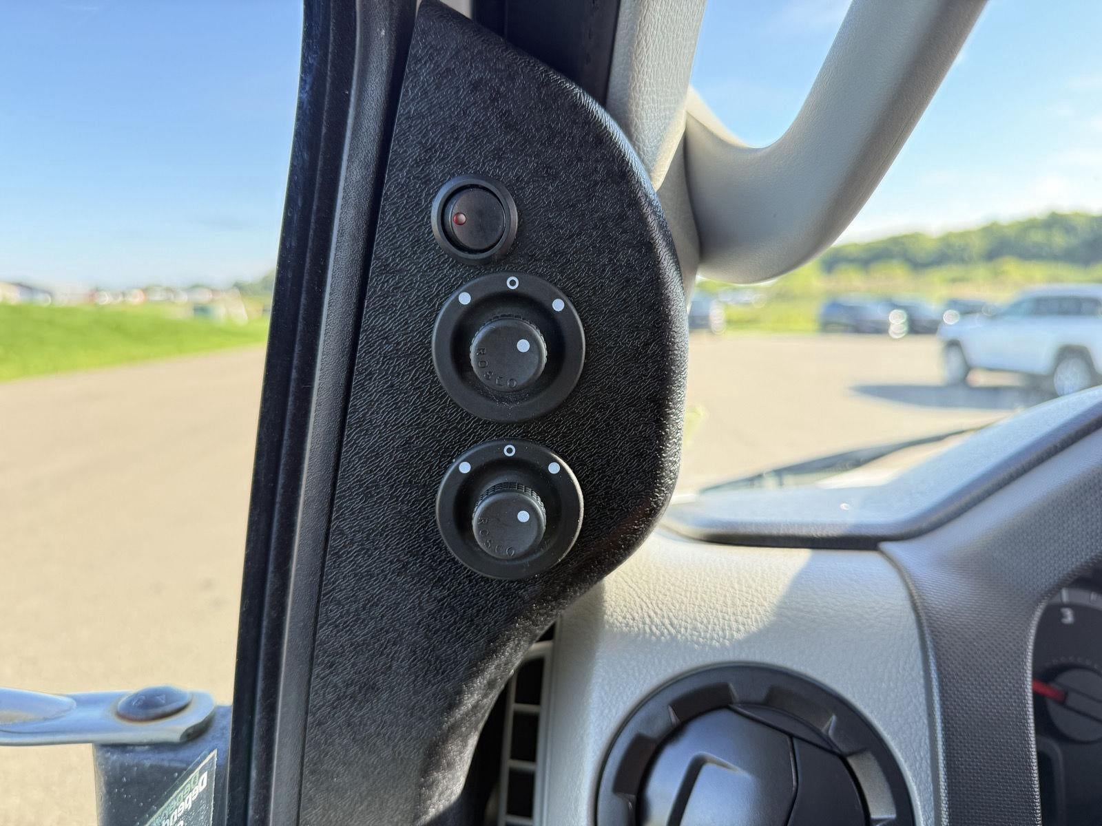 2019 Ford E-Series Cutaway E-450 DRW 158" WB