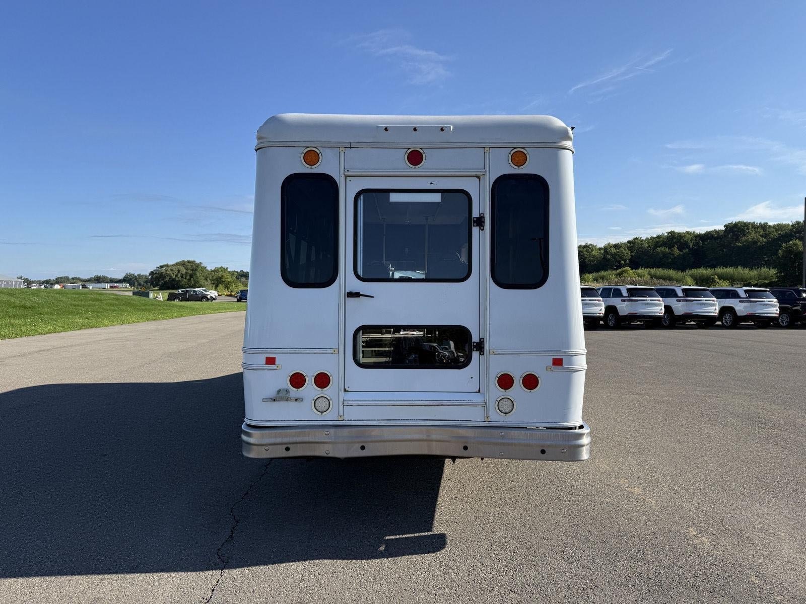 2019 Ford E-Series Cutaway E-450 DRW 158" WB