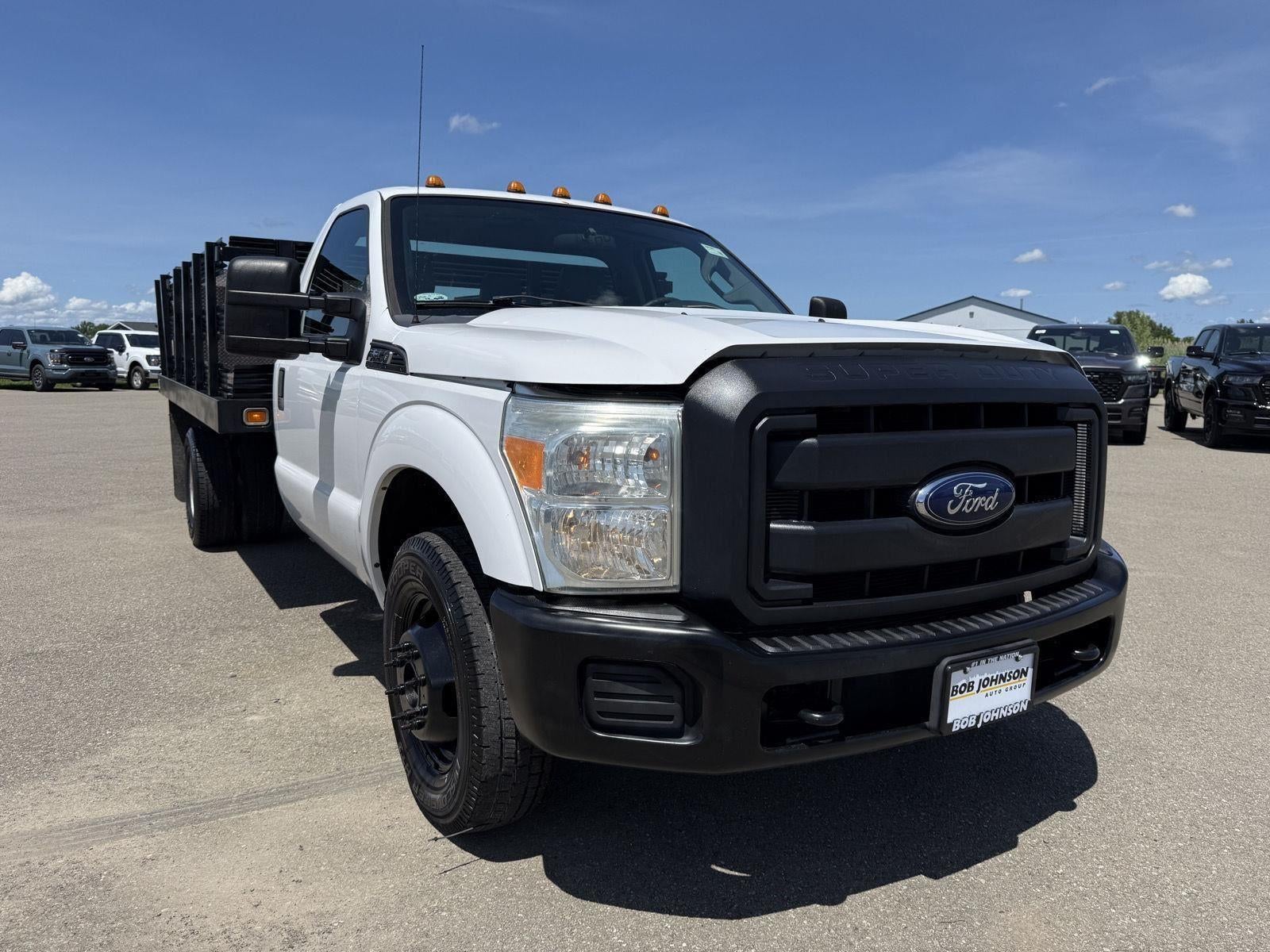 2015 Ford Super Duty F-350 DRW XL