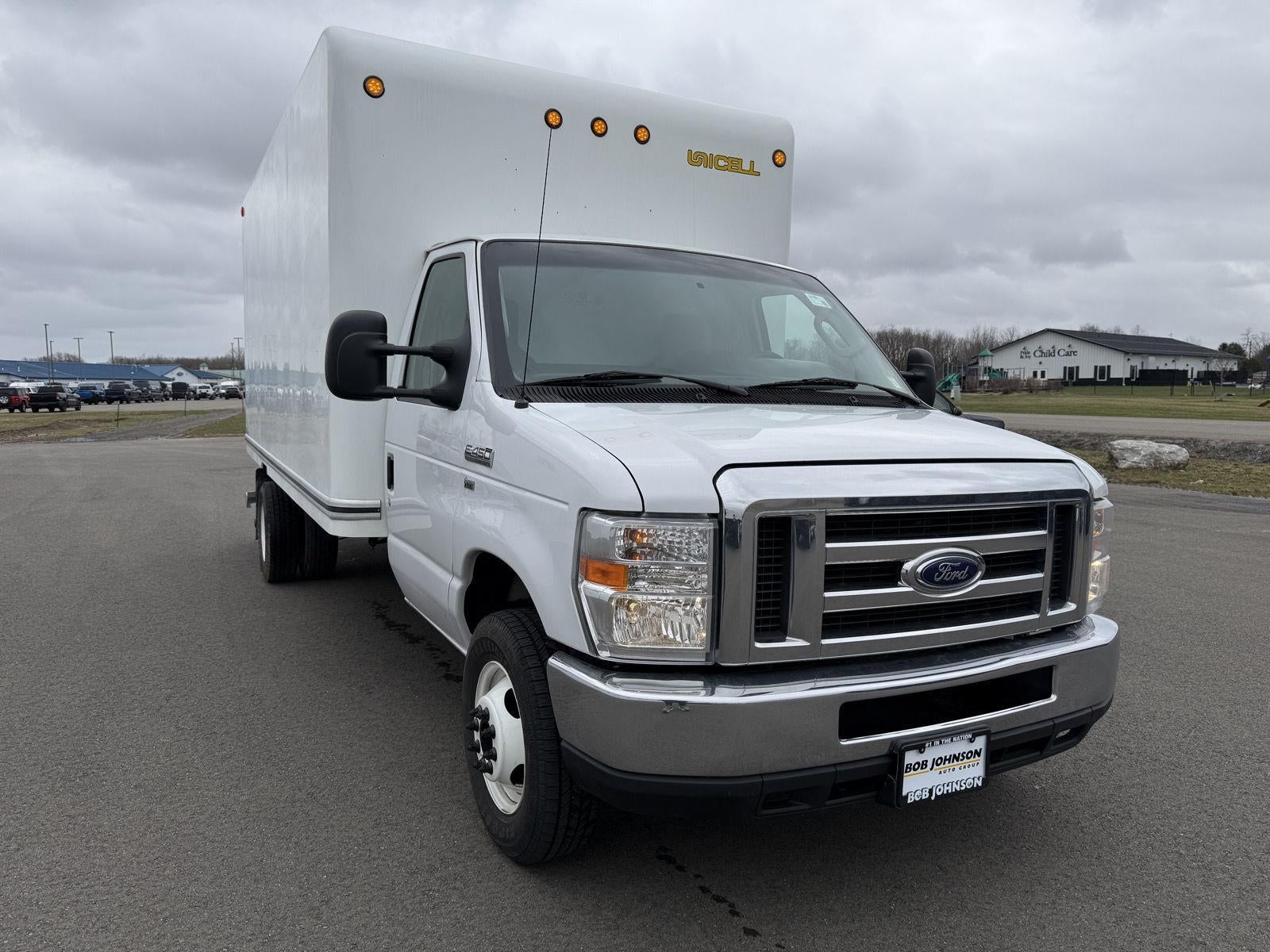 2019 Ford E-Series Cutaway E-450 DRW 158 WB