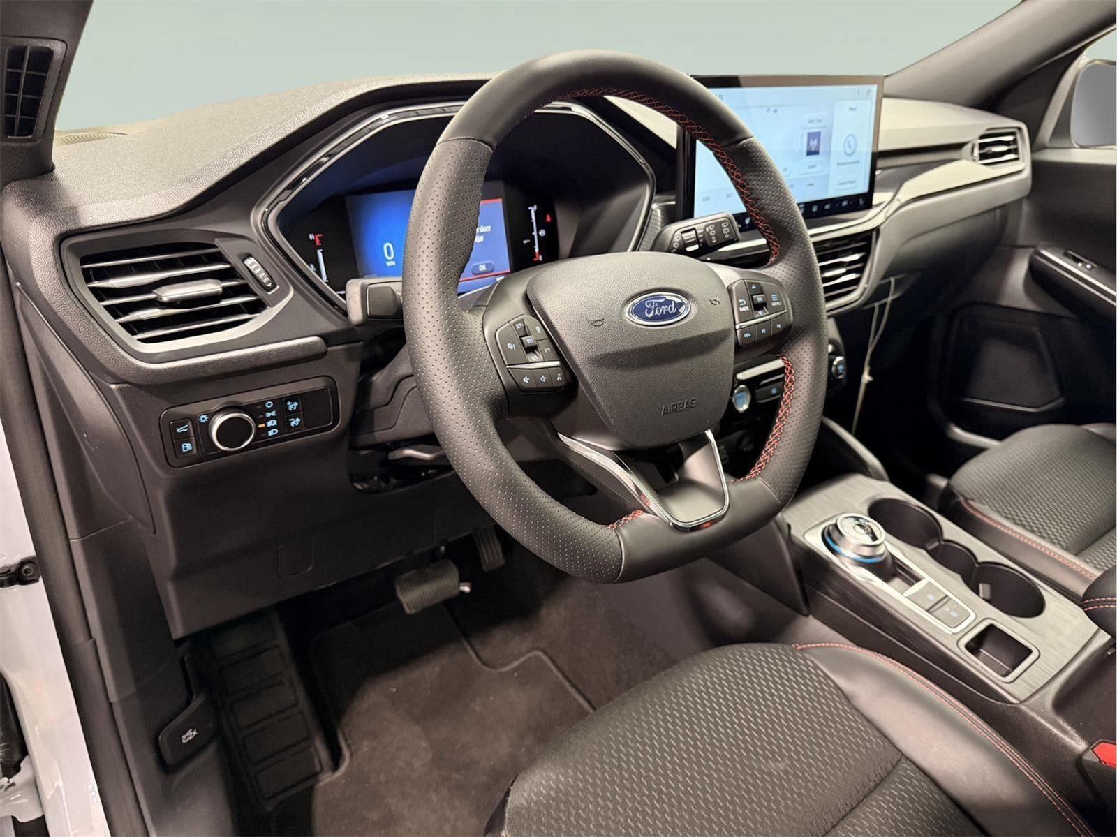 2025 Ford Escape Hybrid ST-Line
