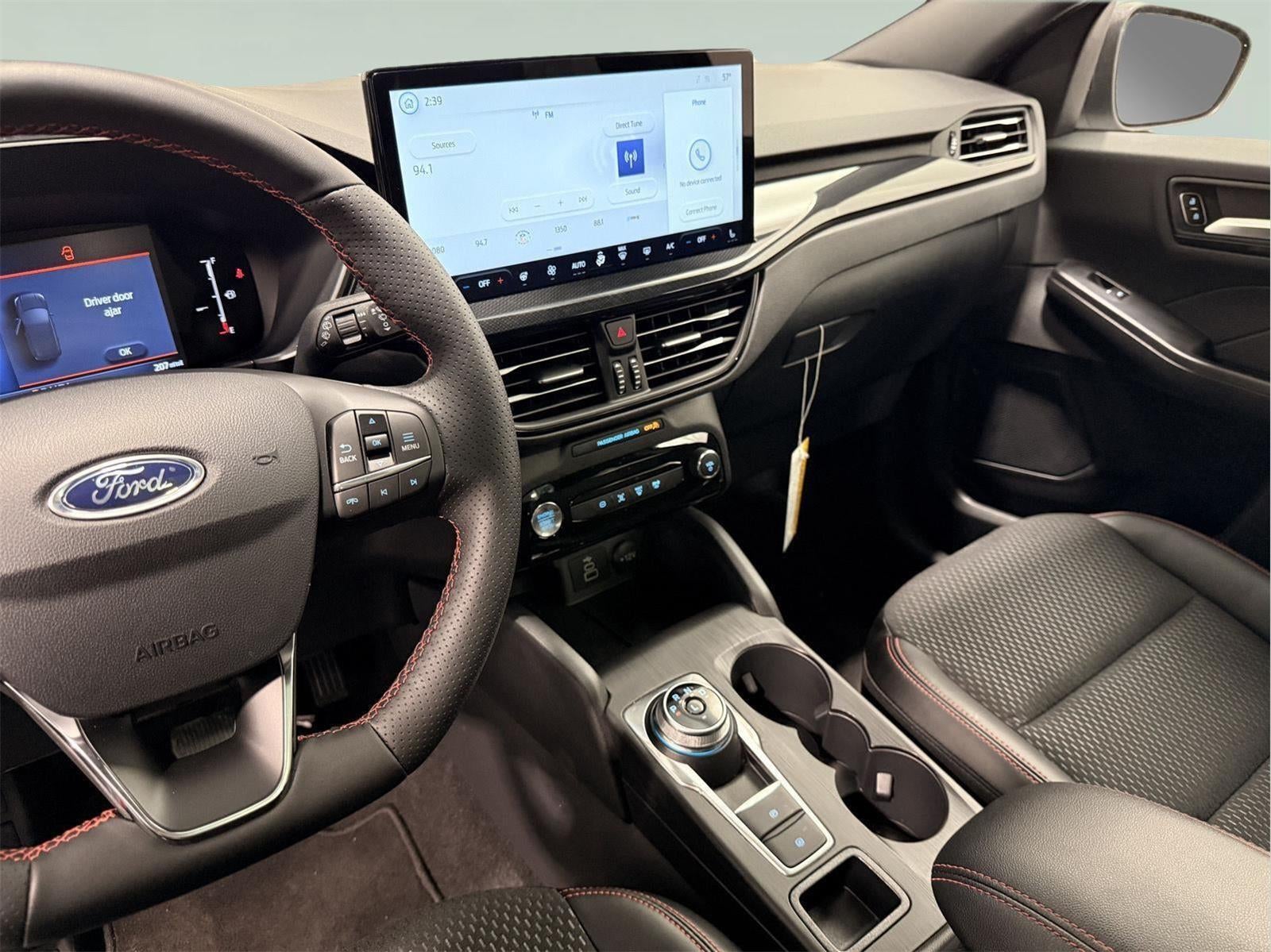 2025 Ford Escape Hybrid ST-Line