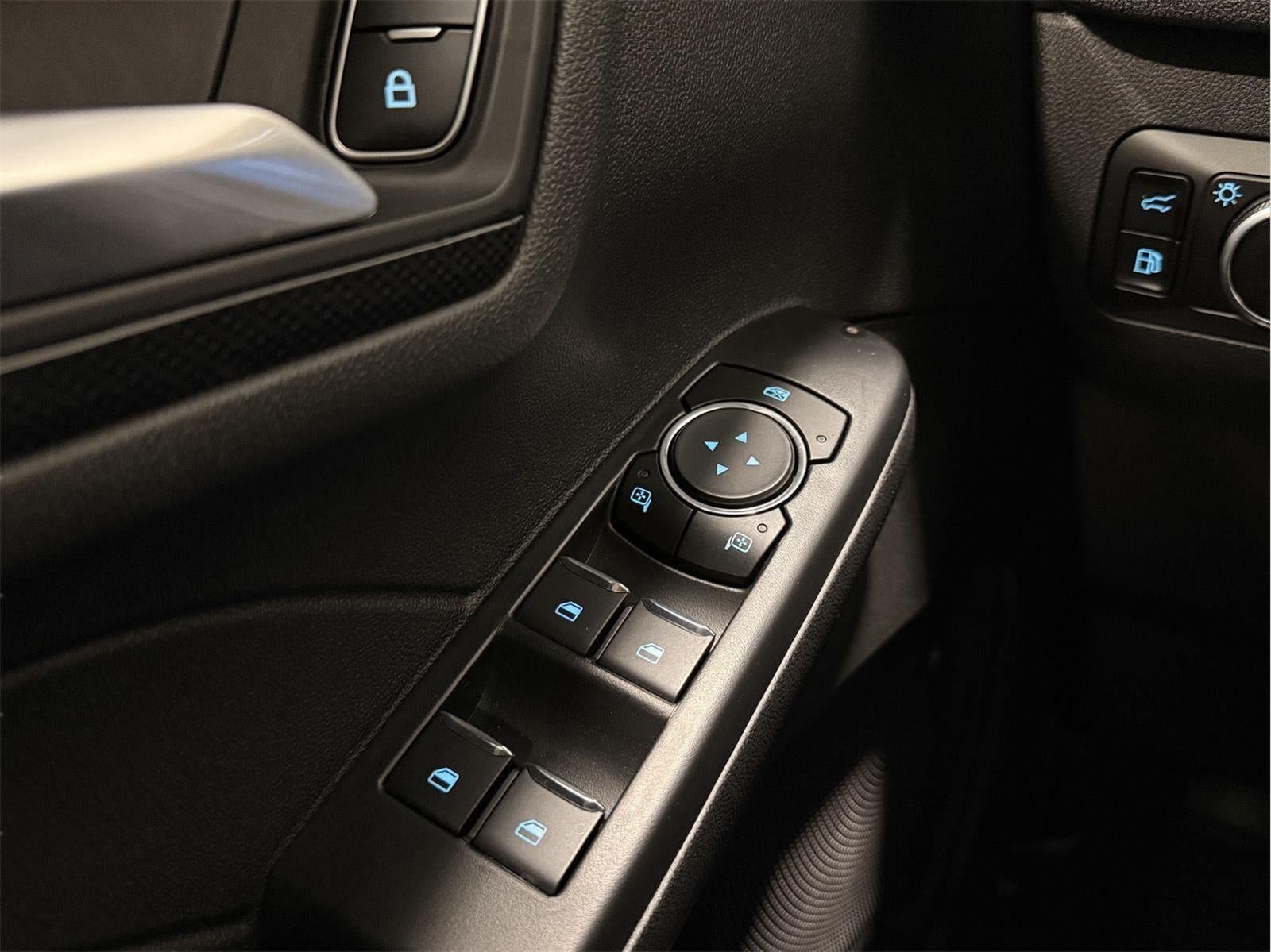 2025 Ford Escape Hybrid ST-Line