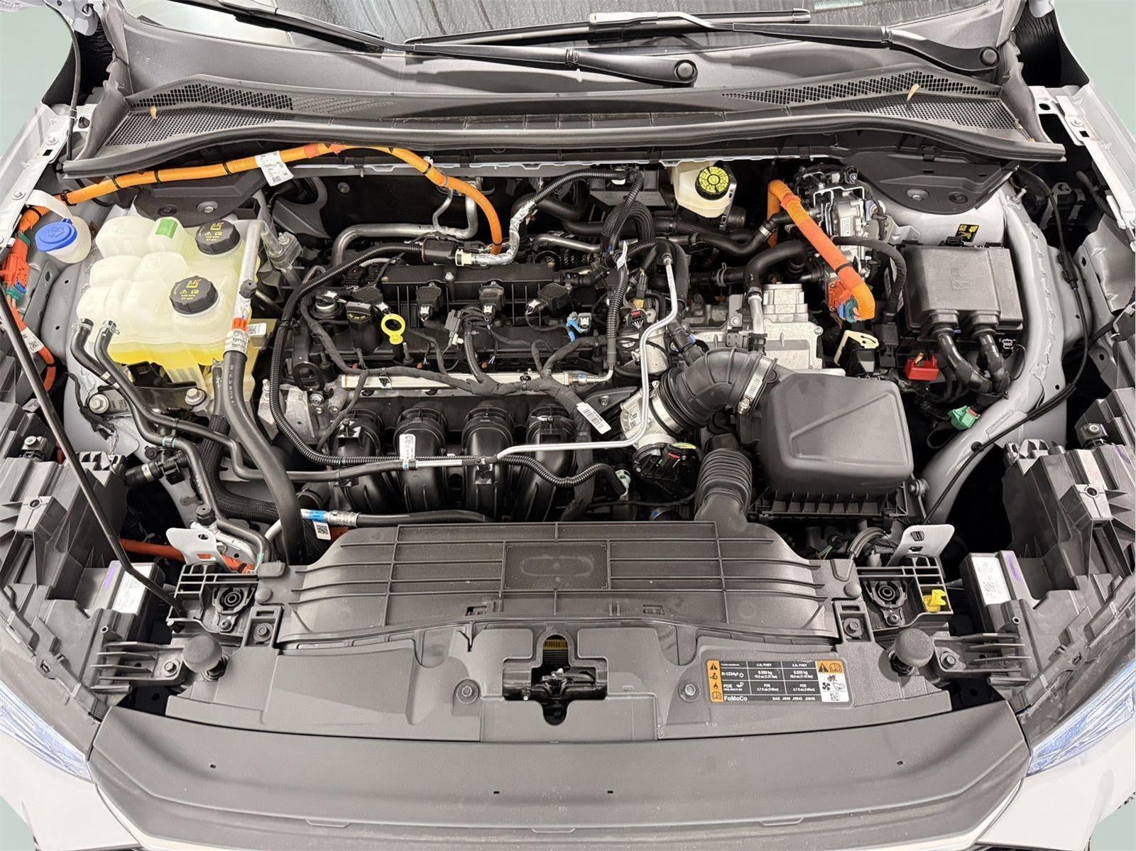 2025 Ford Escape Hybrid ST-Line