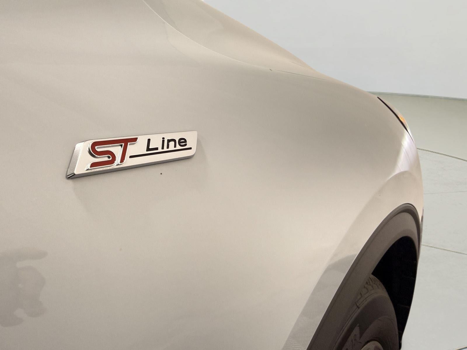 2025 Ford Escape Hybrid ST-Line