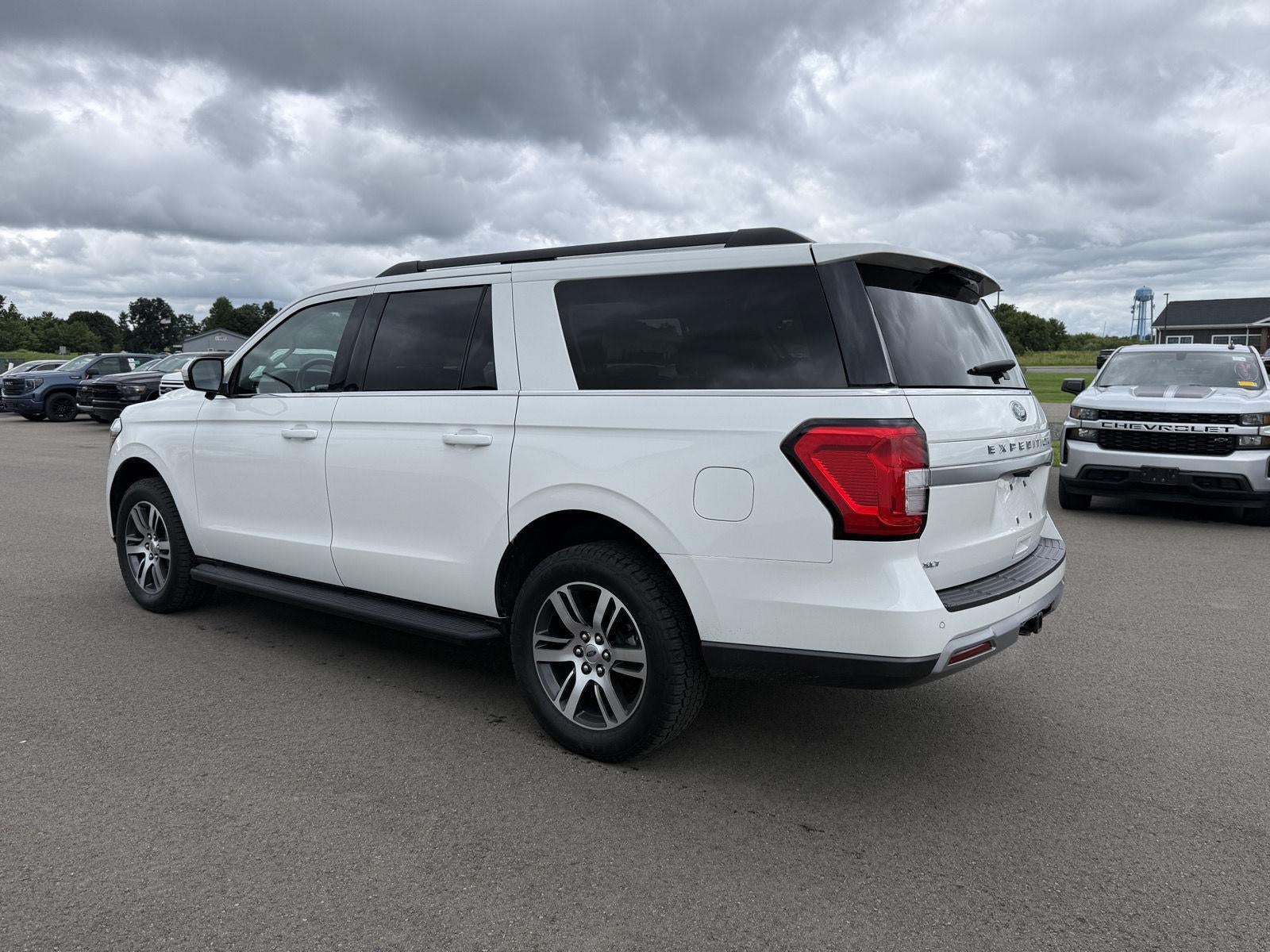 2024 Ford Expedition Max XLT