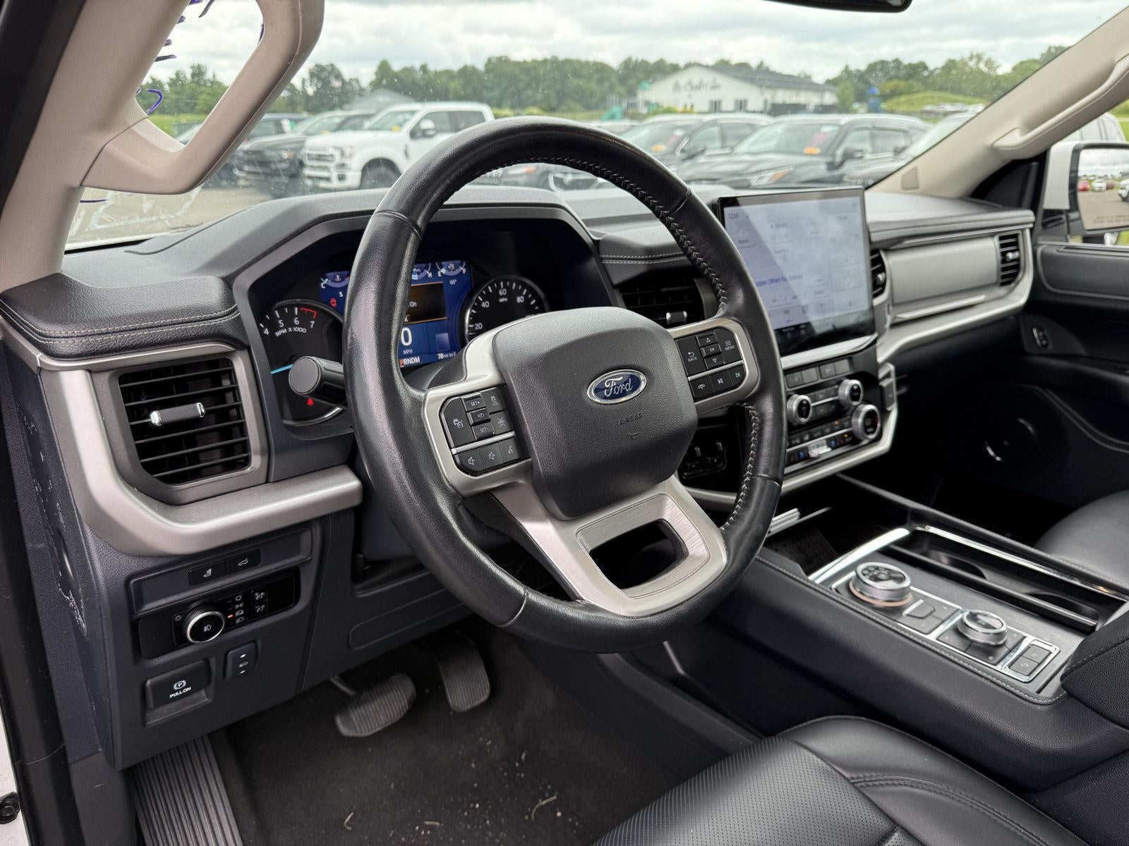 2024 Ford Expedition Max XLT