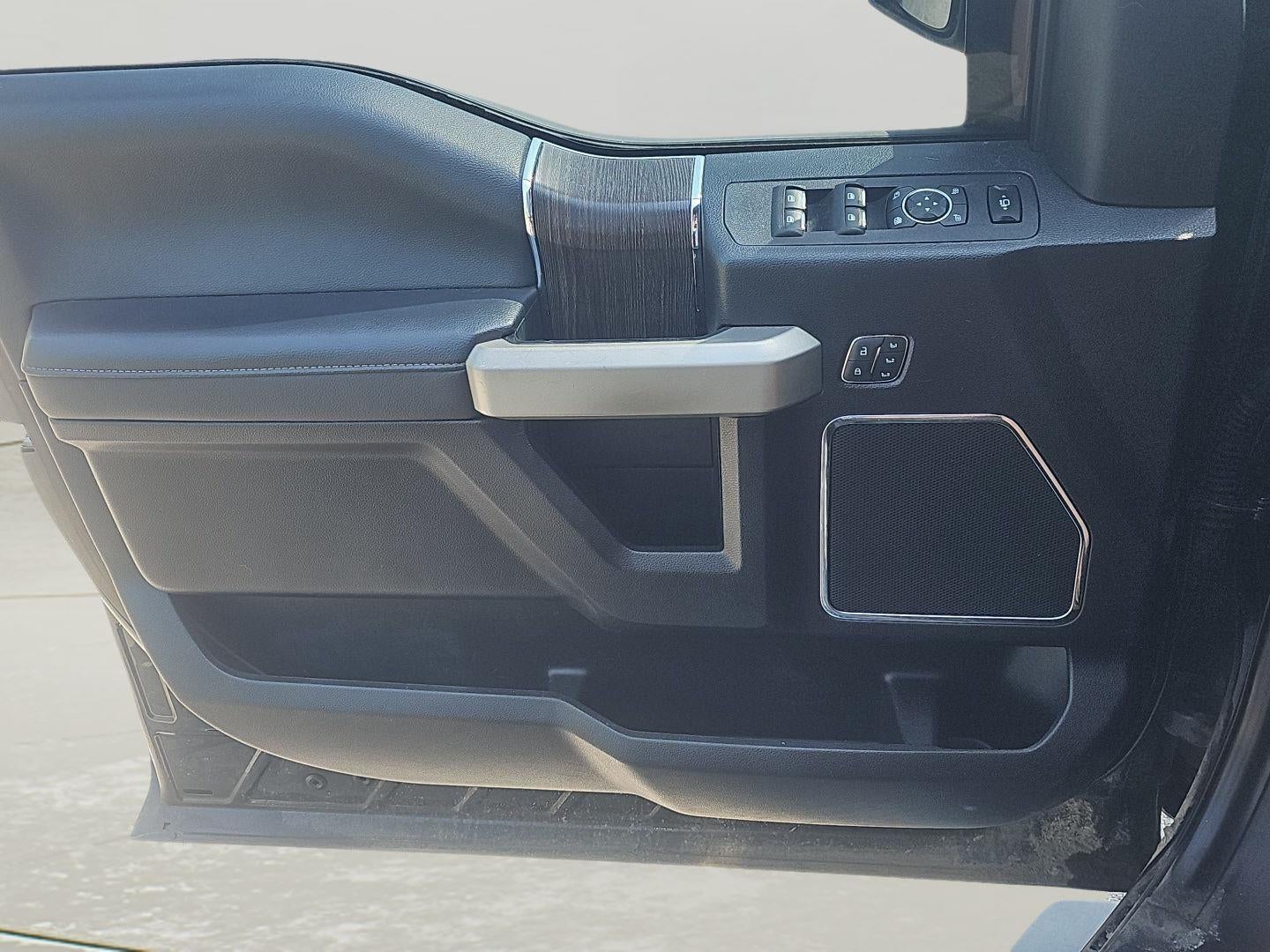 2020 Ford Super Duty F-250 Lariat