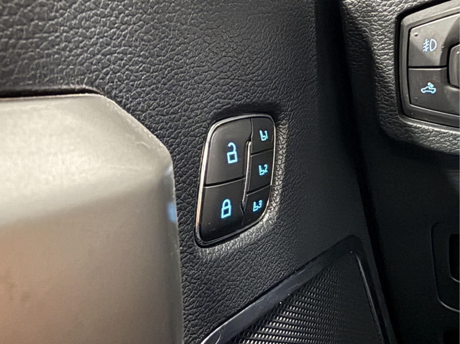 2022 Ford Super Duty F-250 Lariat