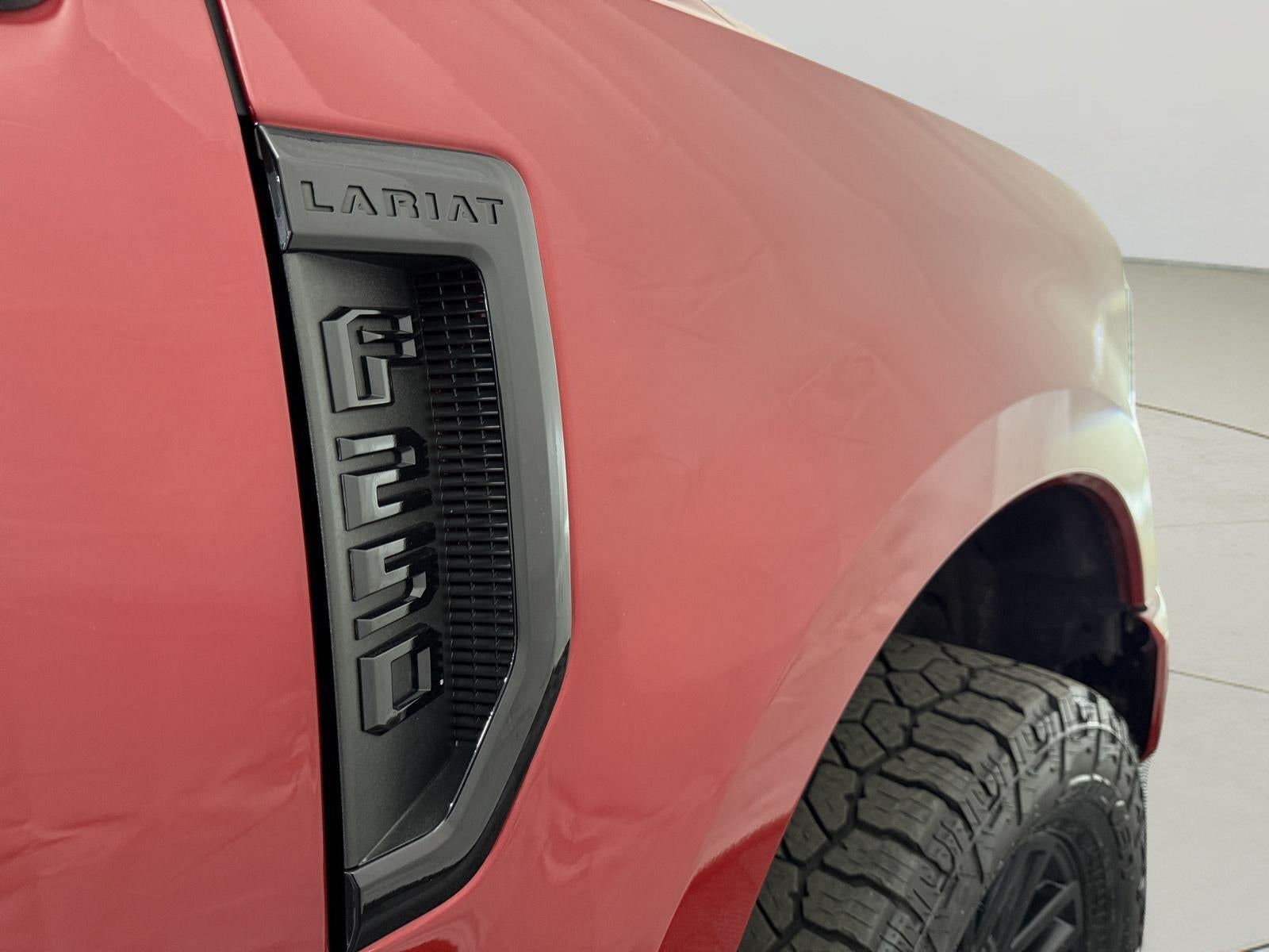 2022 Ford Super Duty F-250 Lariat