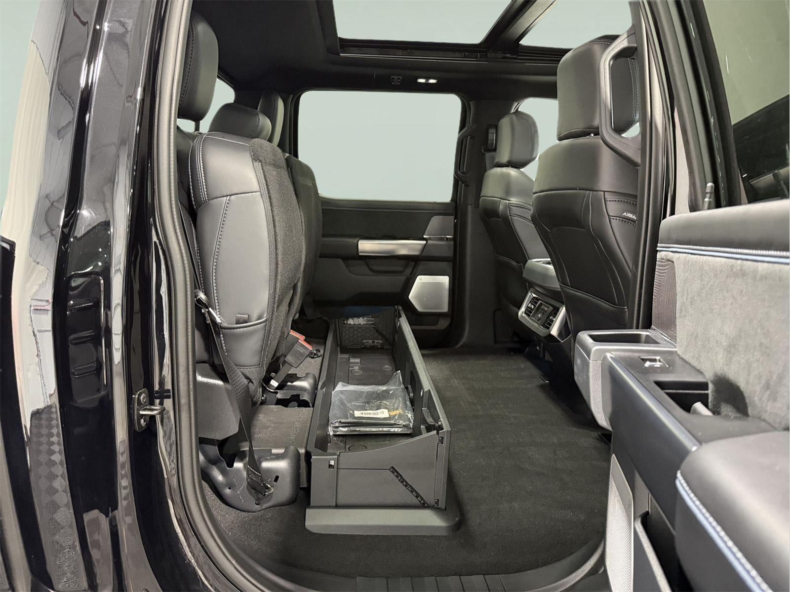 2025 Ford Super Duty F-250 Platinum