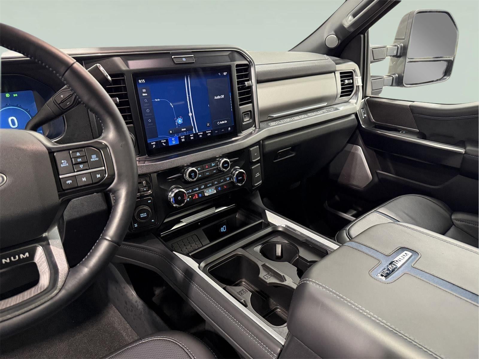 2025 Ford Super Duty F-250 Platinum