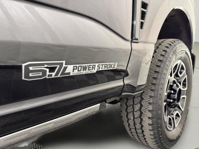 2025 Ford Super Duty F-250 Platinum