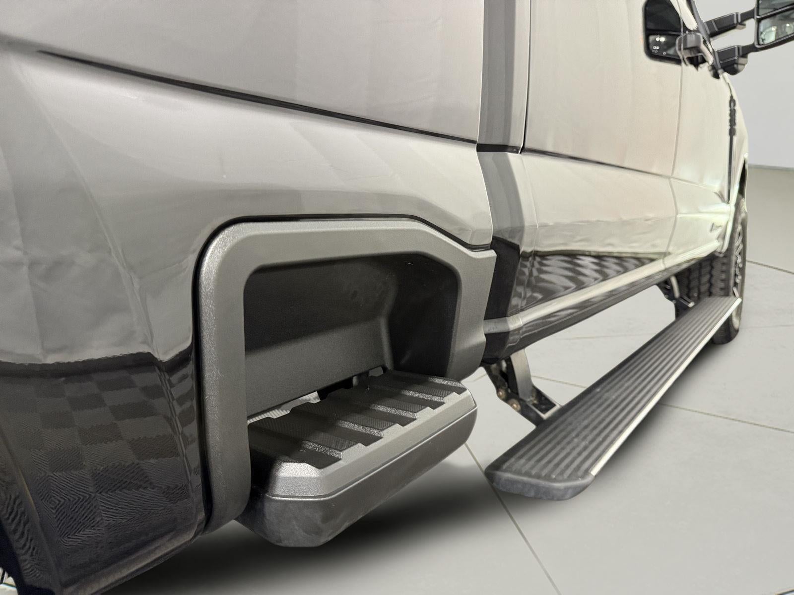 2025 Ford Super Duty F-250 Platinum