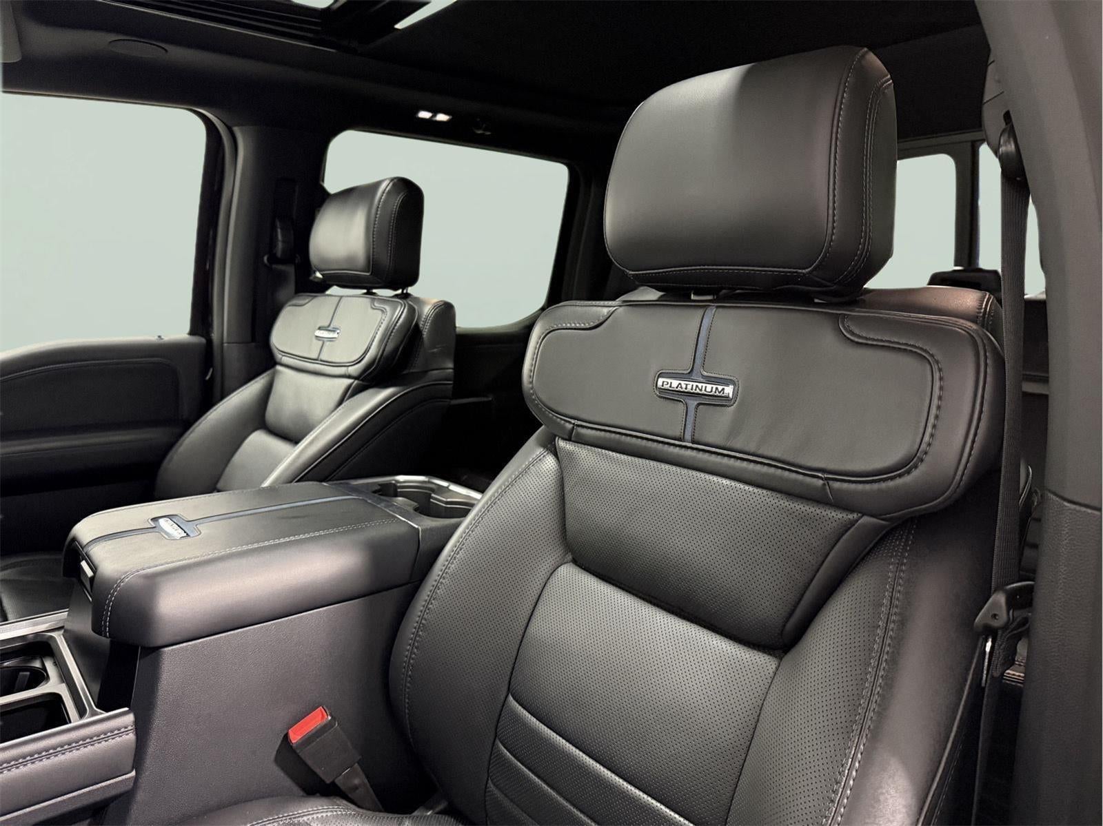 2025 Ford Super Duty F-250 Platinum