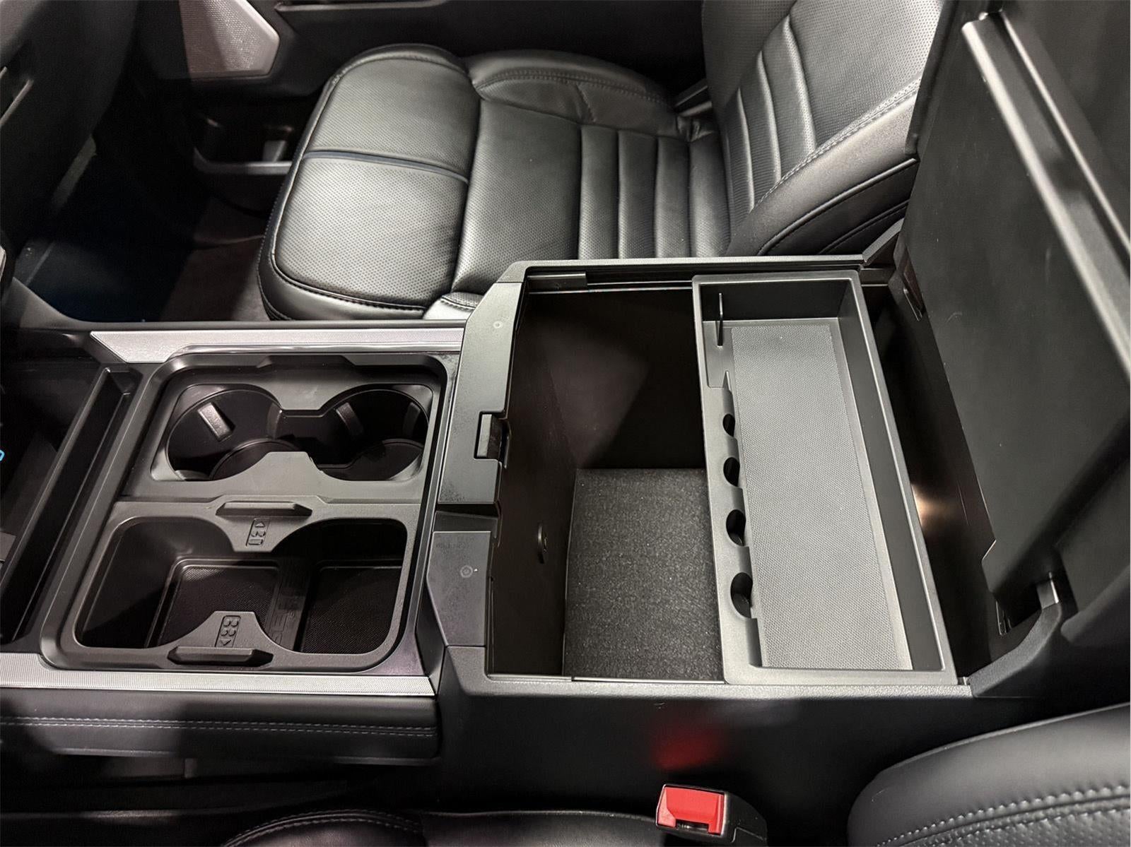 2025 Ford Super Duty F-250 Platinum
