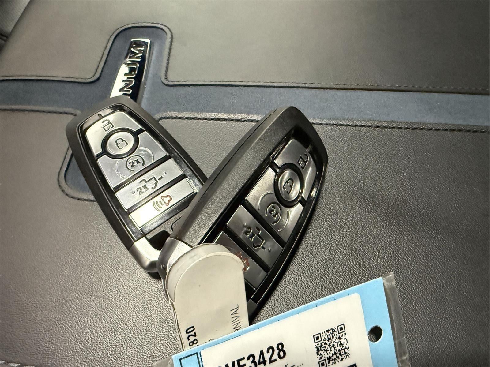 2025 Ford Super Duty F-250 Platinum