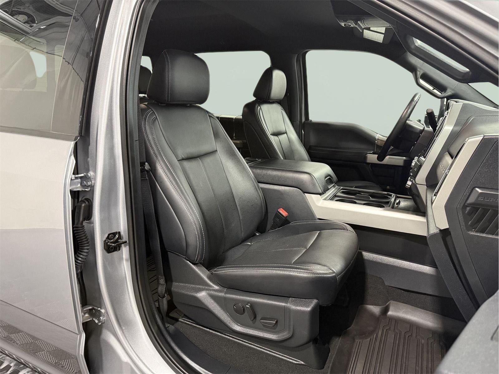 2022 Ford Super Duty F-250 Lariat