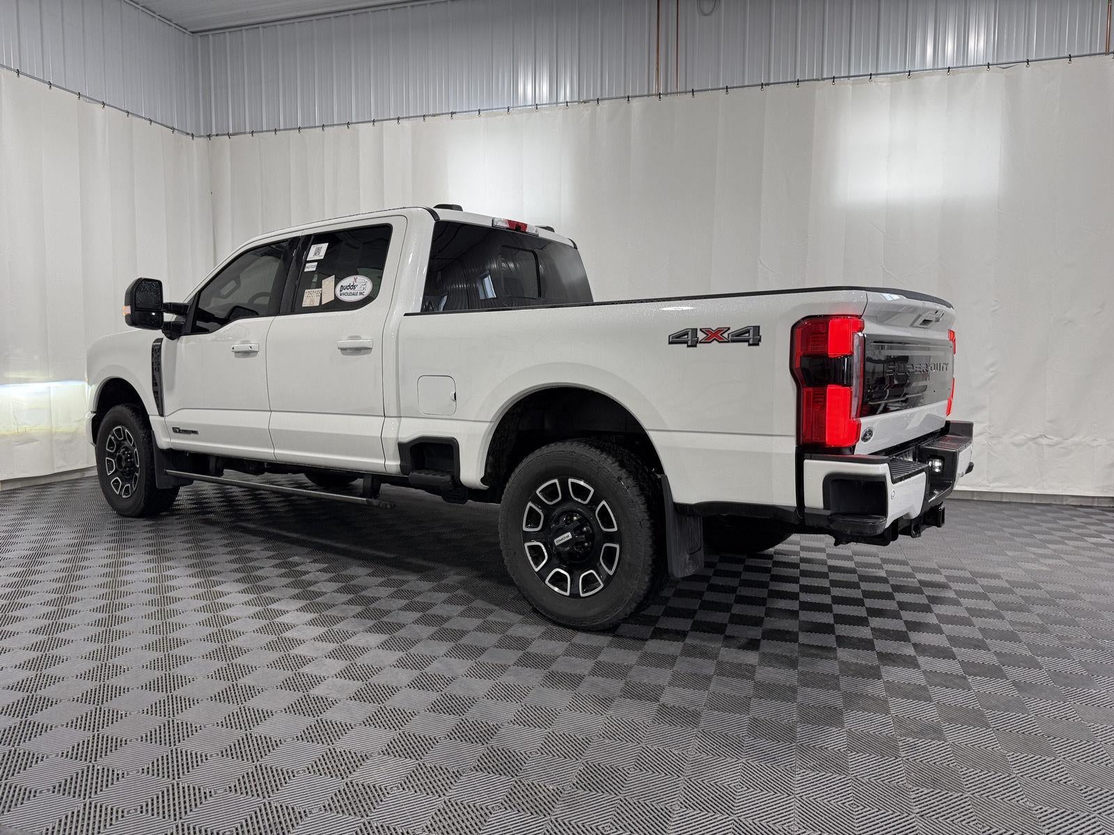 2025 Ford Super Duty F-250 Platinum