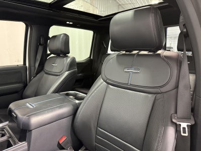 2025 Ford Super Duty F-250 Platinum