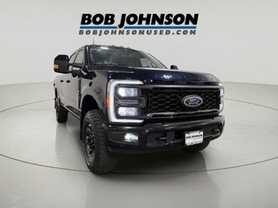 2023 Ford Super Duty F-250 Lariat