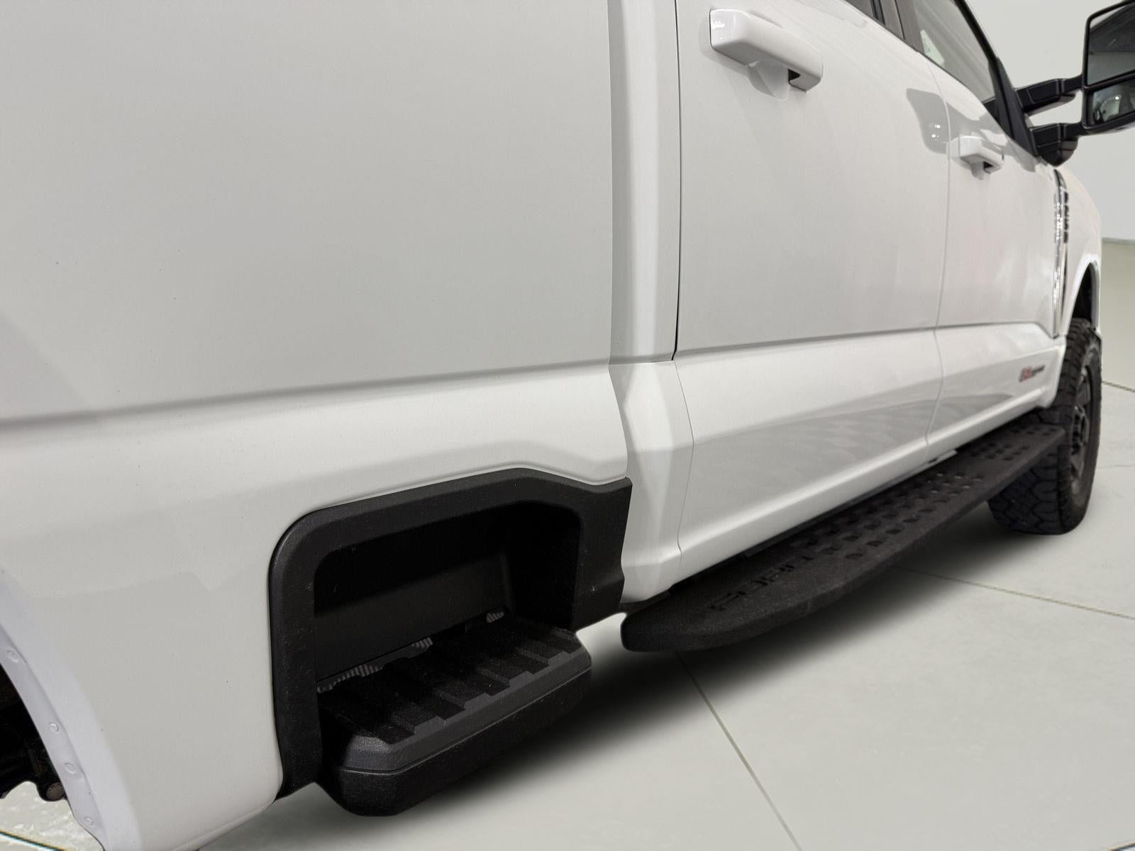 2023 Ford Super Duty F-250 Lariat