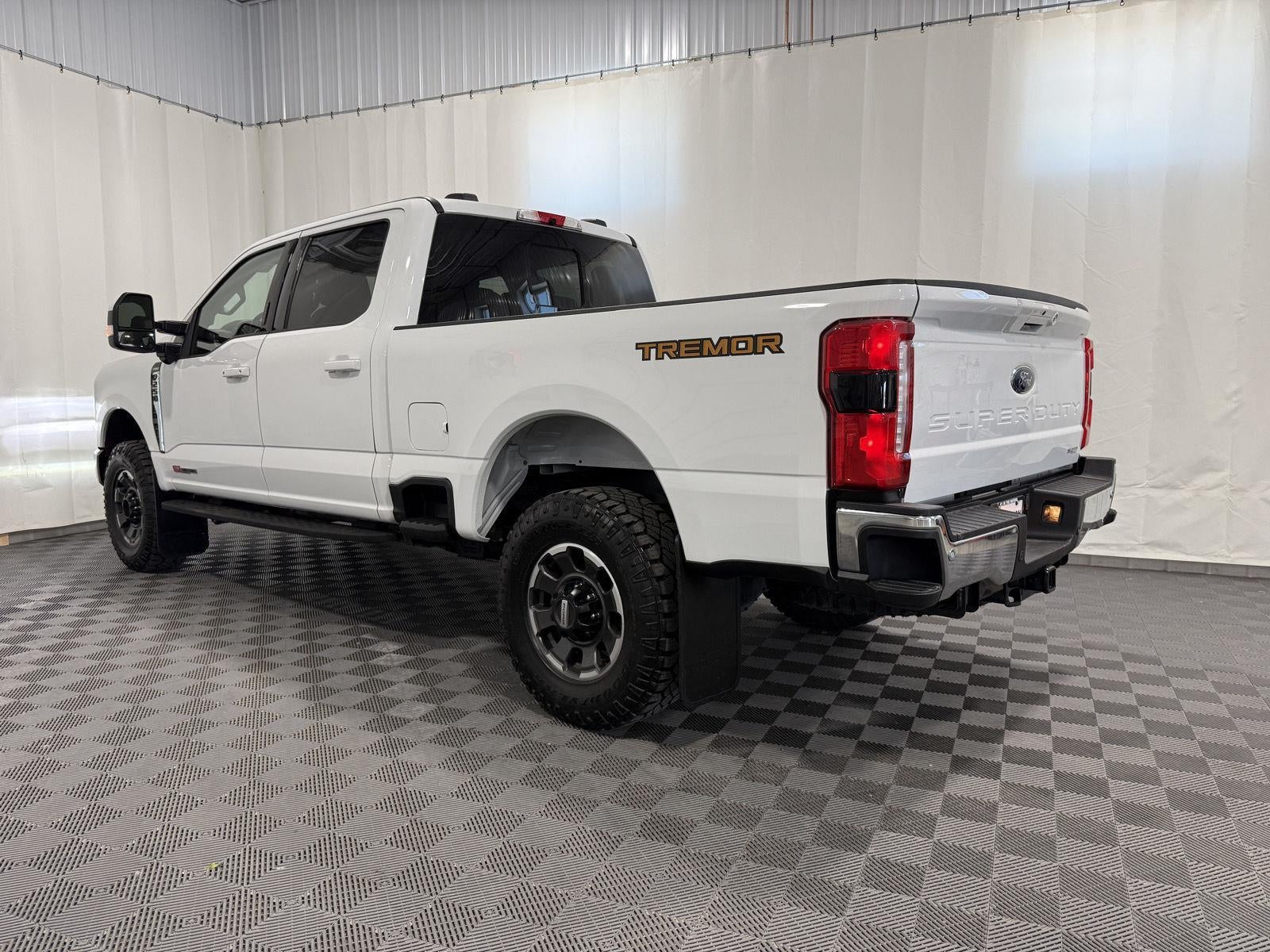2023 Ford Super Duty F-250 Lariat