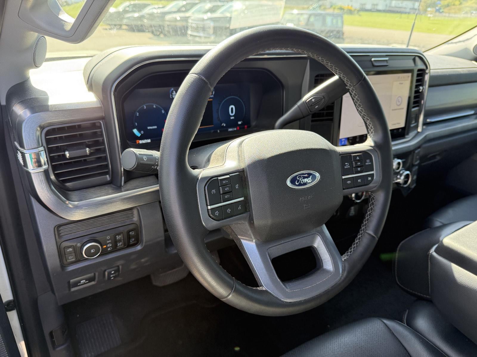 2025 Ford Super Duty F-250 Lariat