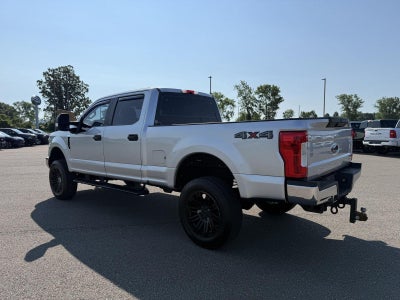 2017 Ford Super Duty F-350 SRW XL
