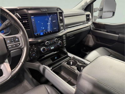 2025 Ford Super Duty F-350 Lariat