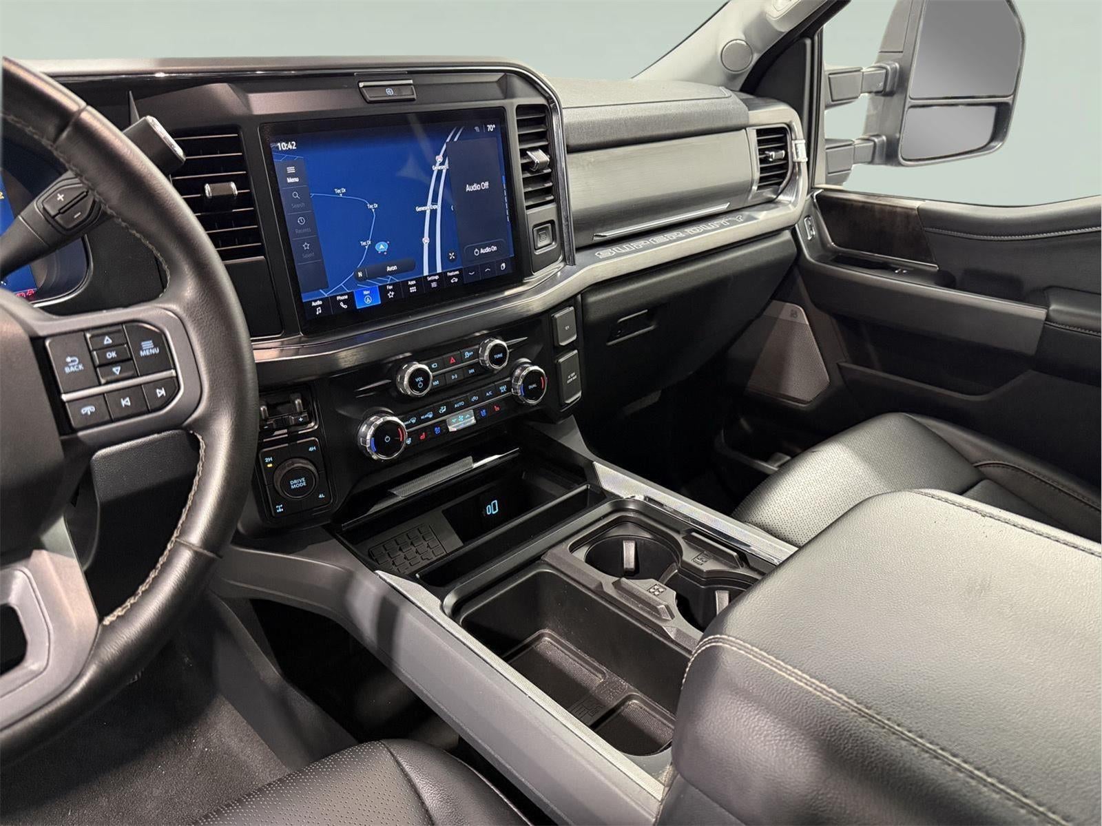 2025 Ford Super Duty F-350 Lariat