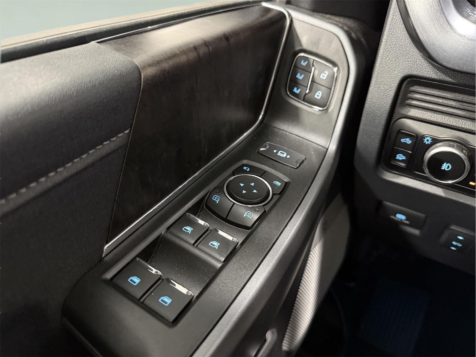 2025 Ford Super Duty F-350 Lariat