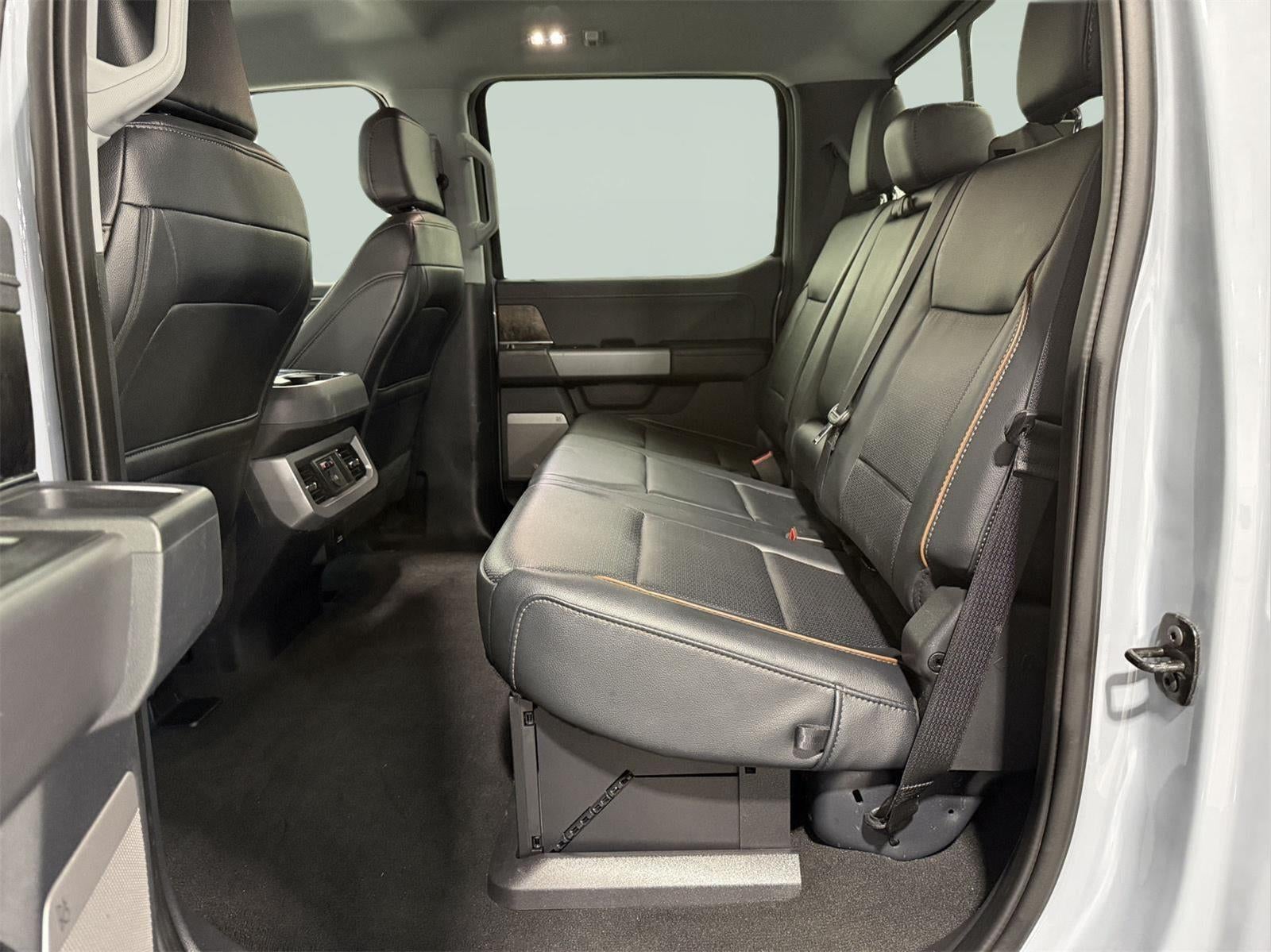 2025 Ford Super Duty F-350 Lariat