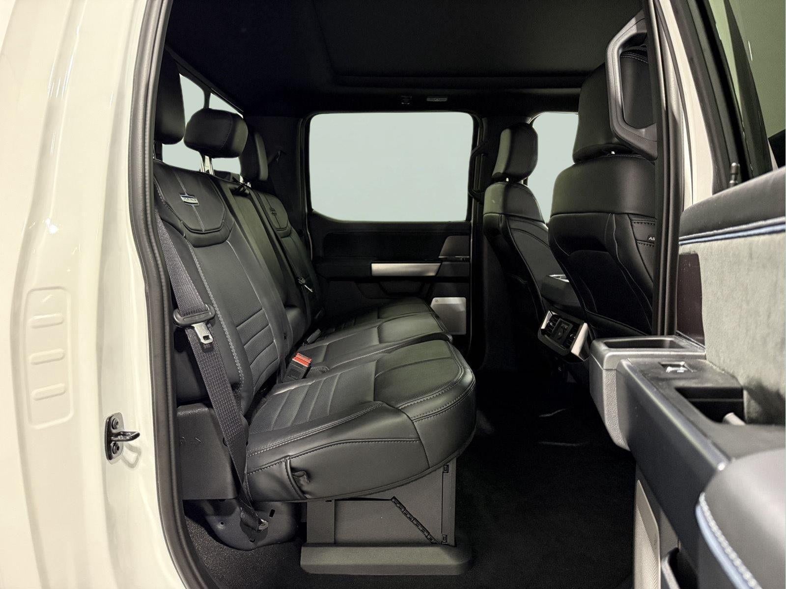 2026 Ford Super Duty F-350 Platinum