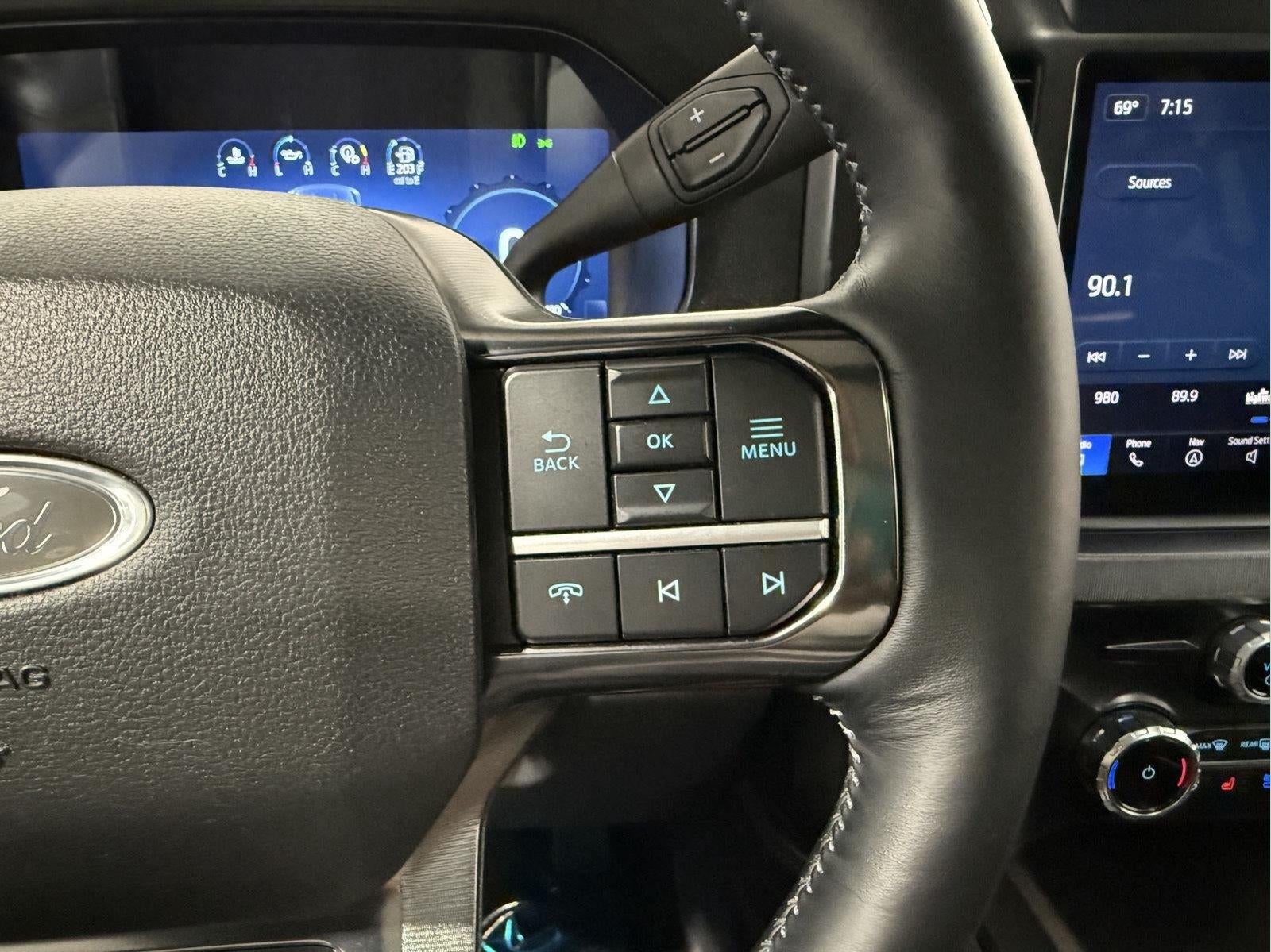 2026 Ford Super Duty F-350 Platinum