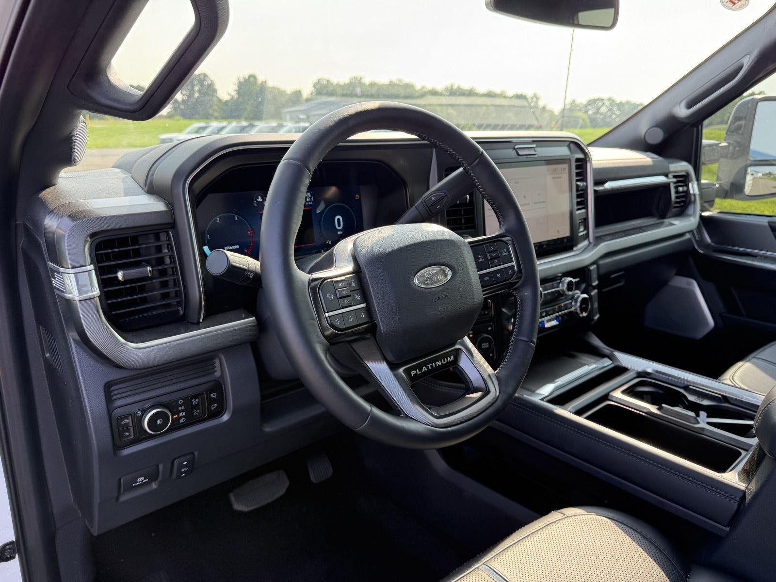 2026 Ford Super Duty F-350 Platinum
