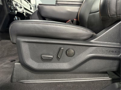 2025 Ford Super Duty F-350 Lariat