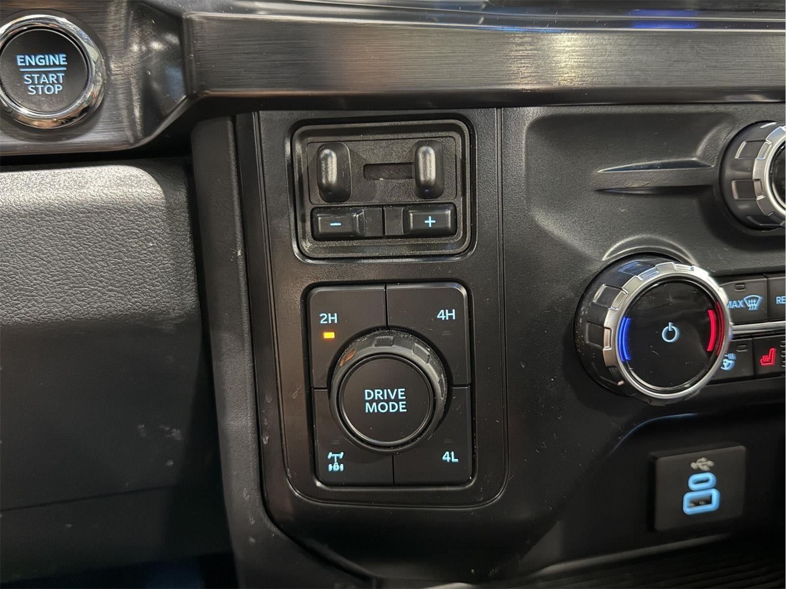 2025 Ford Super Duty F-350 Lariat