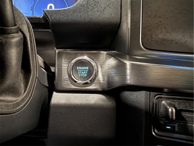2023 Ford Super Duty F-450 DRW LARIAT